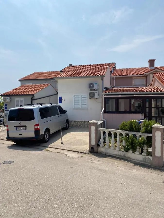 Apartments Michael&Petra , Omisalj, Insel Krk, Kroatien Kroatien