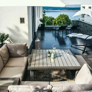 The View Luxury Apartment